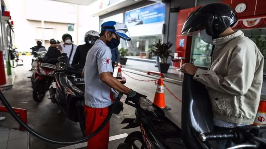 Kontroversi di SPBU Pertamina! Pengendara Motor Dikenakan Tagihan Berlebihan untuk Bahan Bakar